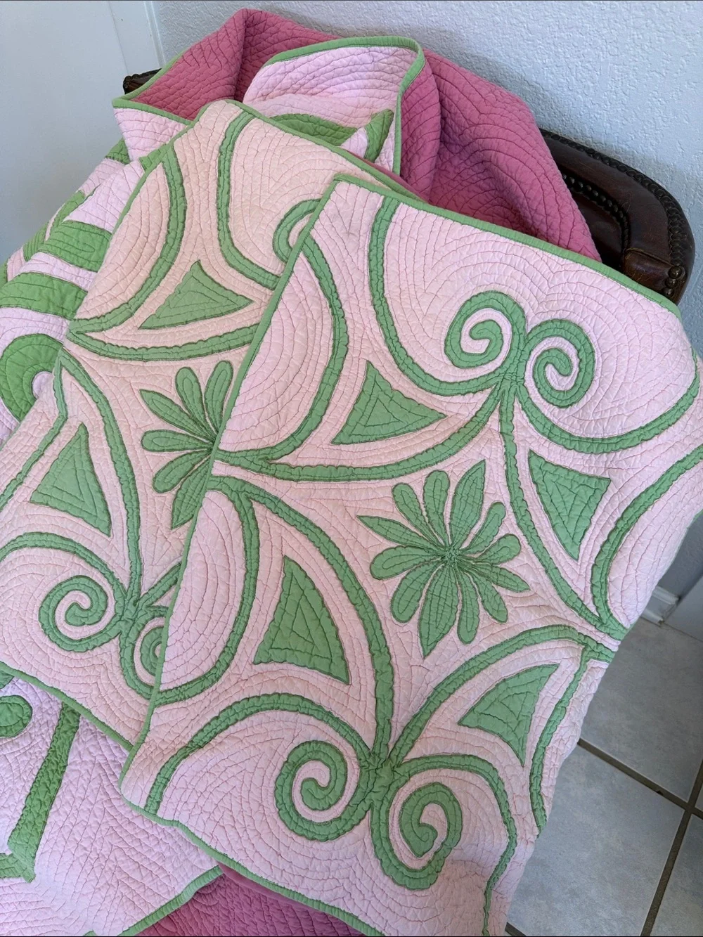Vintage Company Cotton Boho Quilt Comforter + Standard Shams